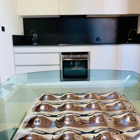 Nyaraló Lazise Suite *